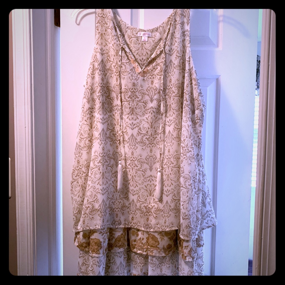 Exhilaration light flowing dress